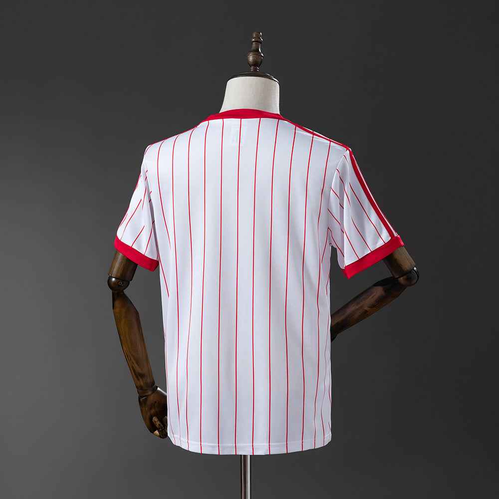 Köln 82/83 Home