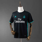 Real Madrid 17/18 Away
