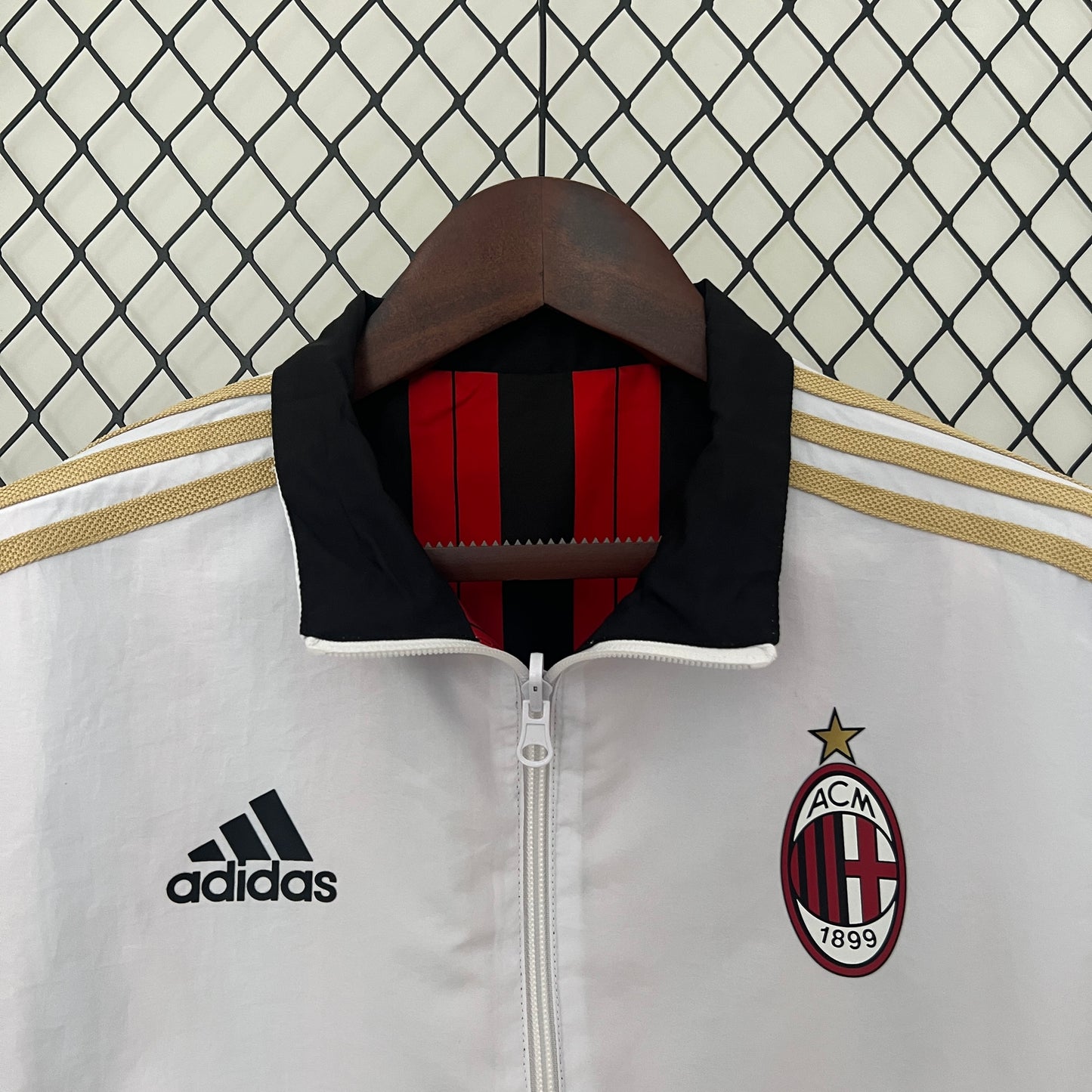 AC Milan Reversible Windbreaker 2024/25