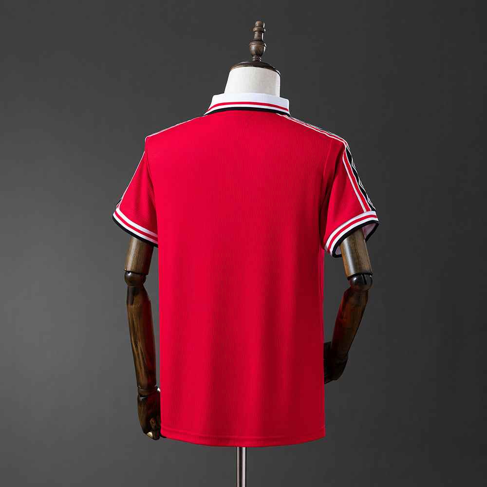 Manchester united Home 98/99