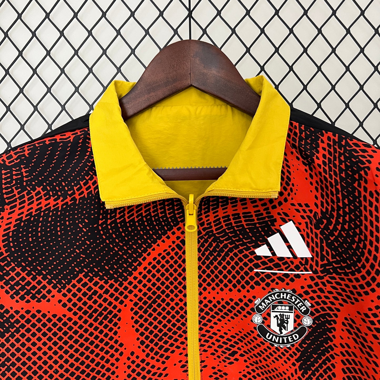 Manchester United Reversible 2024/25