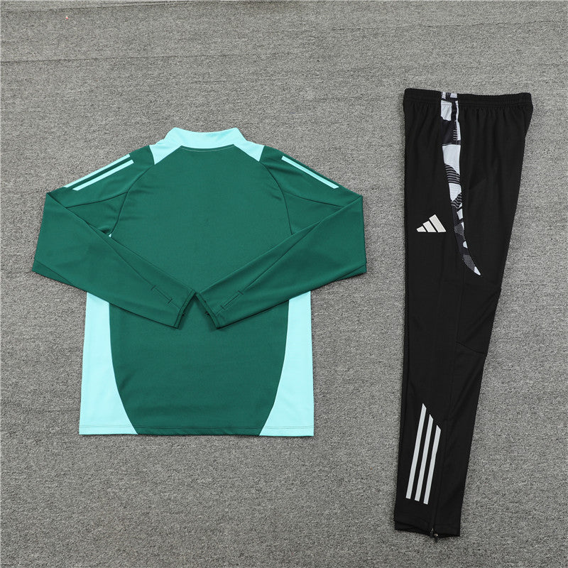 Manchester United Tracksuit 2024/25