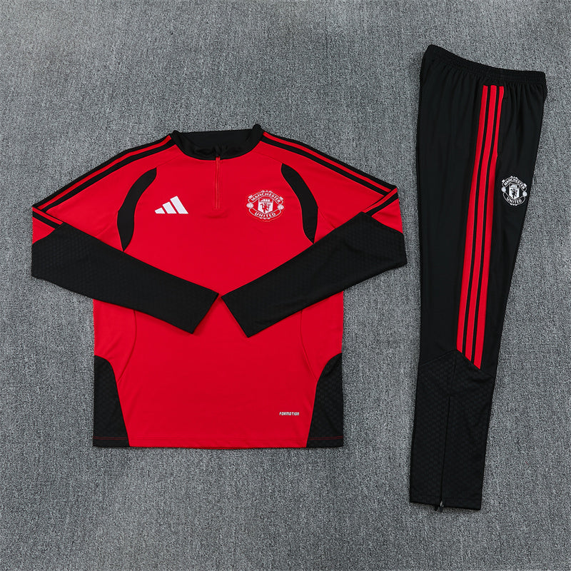Manchester United Tracksuit 2026/27