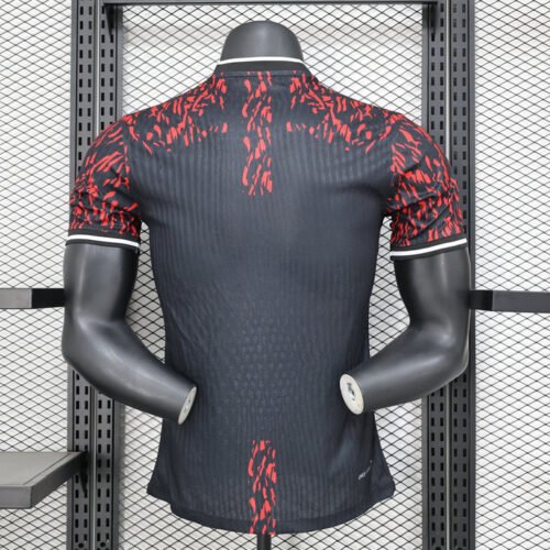 Barcelona Red Lion Edition - Image 3