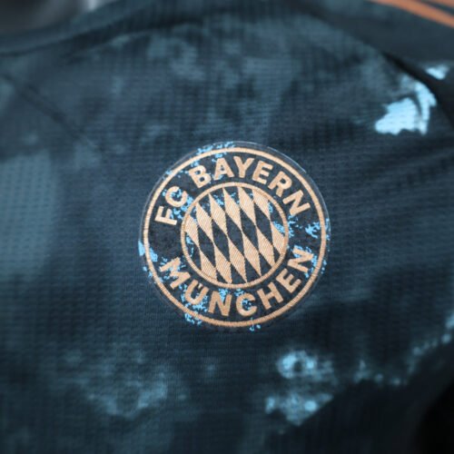 Bayern Munich Away 2024-25 - Image 4