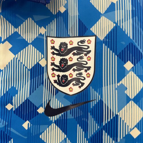 England Reversible Windbreaker 2024-25 - Image 5