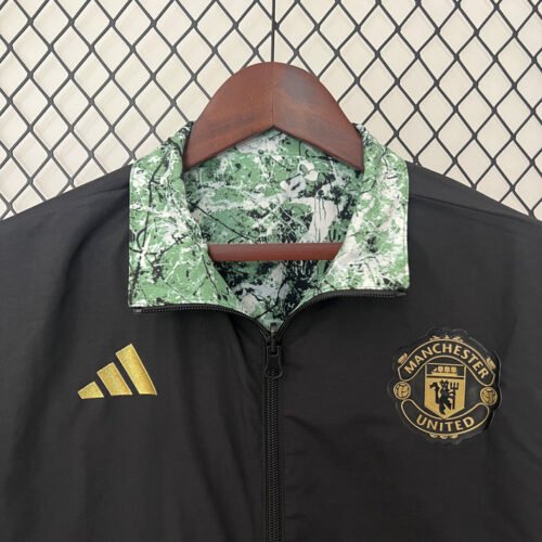 Manchester United Reversible 2024 - Image 6