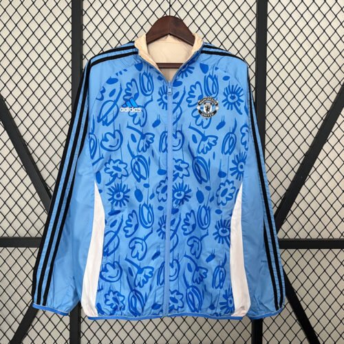 Manchester United Reversible Windbreaker 2024-25 - Image 4
