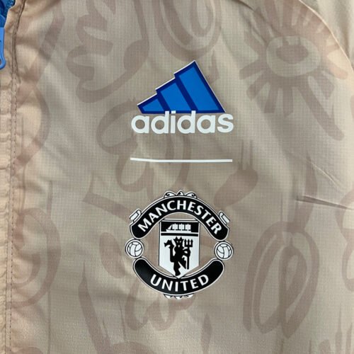 Manchester United Reversible Windbreaker 2024-25 - Image 5