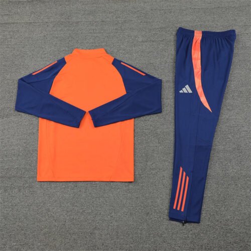 Manchester United Tracksuit 2024-25 - Image 3