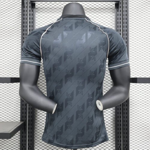 Real Madrid Pre Match 2024-25 - Image 5