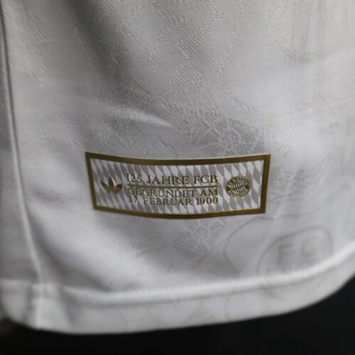 Bayern Munich 125th Anniversary White Edition - Image 5