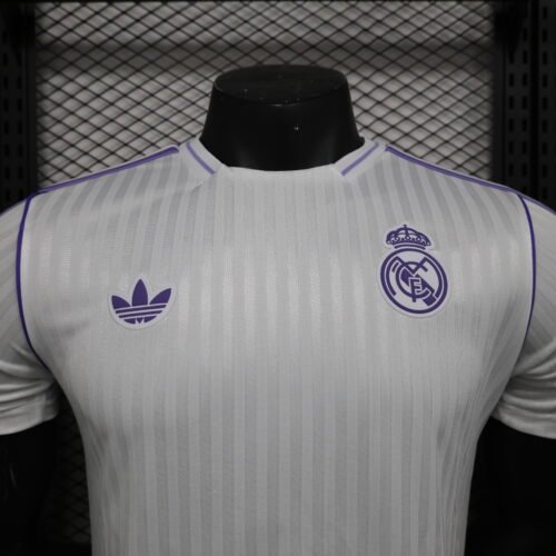 Real Madrid Icons Terrace 2025/26 - Image 2