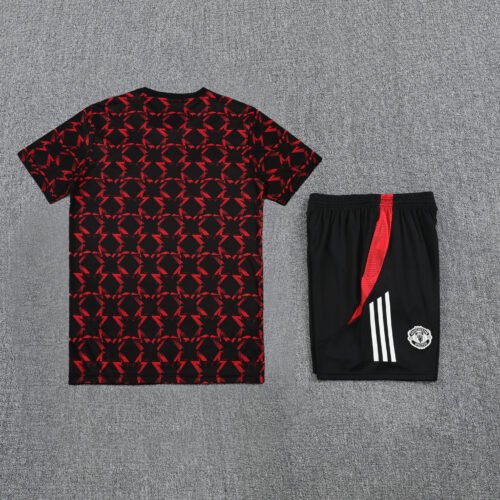 Manchester United Training Set 2025/26 - Image 2