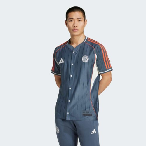 Bayern Munich Baseball Shirt 2025/26 - Image 3