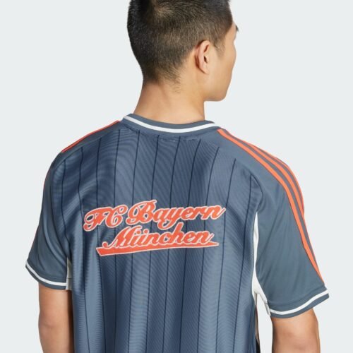 Bayern Munich Baseball Shirt 2025/26 - Image 2